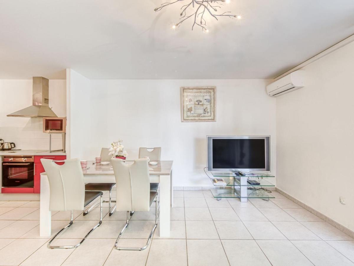 Du Port By Interhome